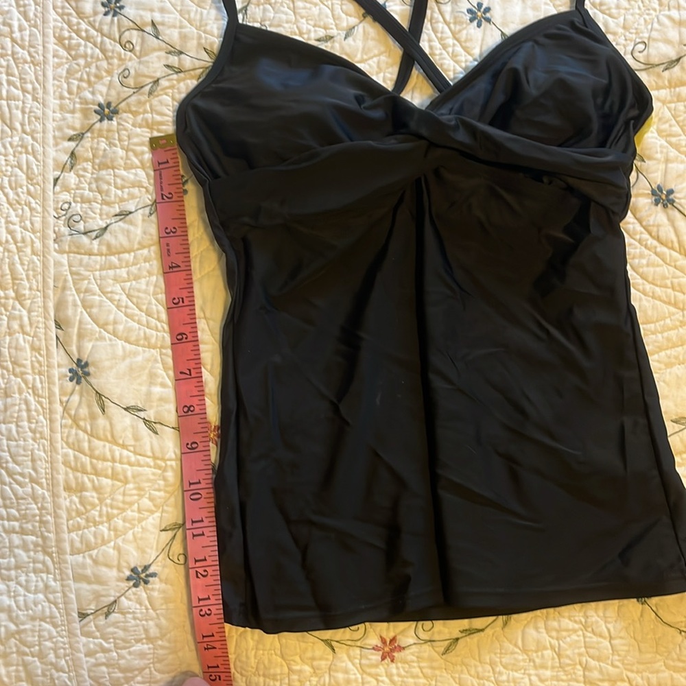 20% OFF BUNDLES! Athleta Swim Underwire Tankini Top. 32 B/C Tall Black - Picture 2 of 9